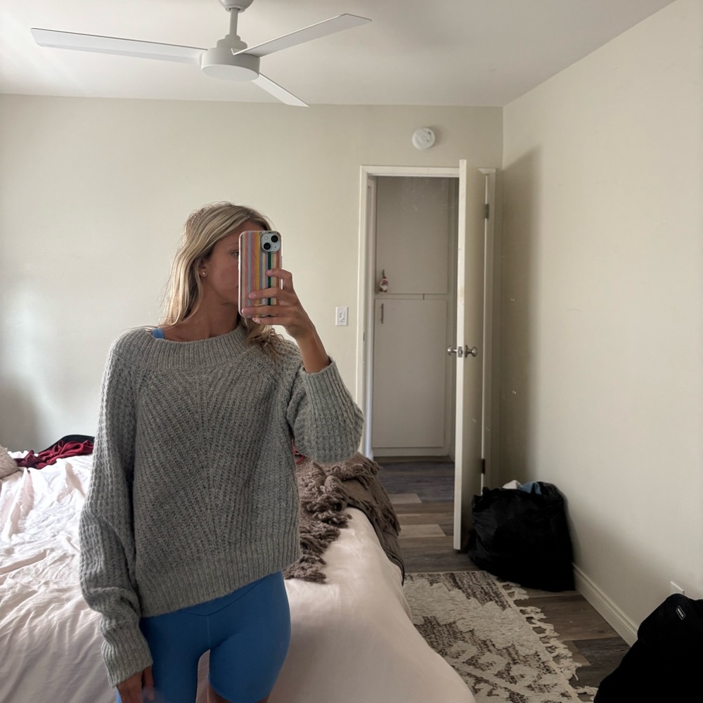 Leith Heather Gray Knit Crewneck Sweater